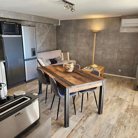 Appartement Rez De Jardin Dans Villa Vue Mer Cavalaire-sur-Mer Buitenkant foto
