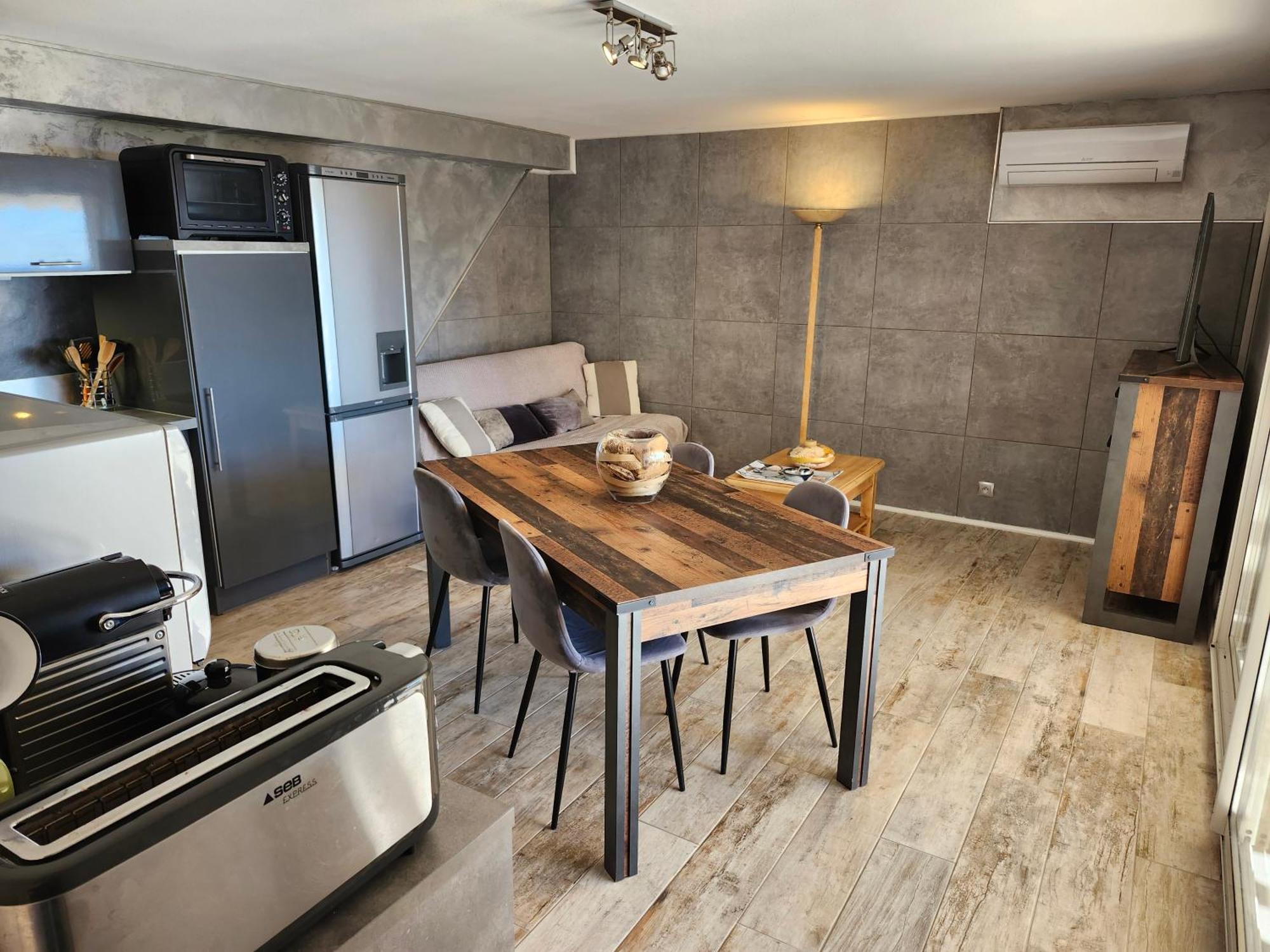 Appartement Rez De Jardin Dans Villa Vue Mer Cavalaire-sur-Mer Buitenkant foto